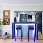 Luxury And Relax In * Μαρμπέλλα