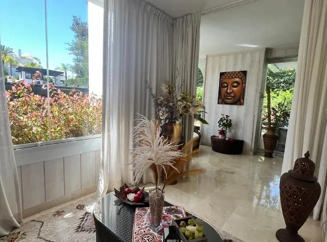 Luxury And Relax In Apartment